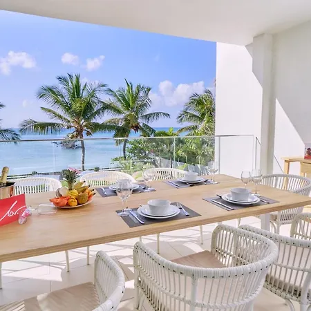 Les Estivales Beachfront Suites & Penthouses With Lov Trou aux Biches Exterior photo
