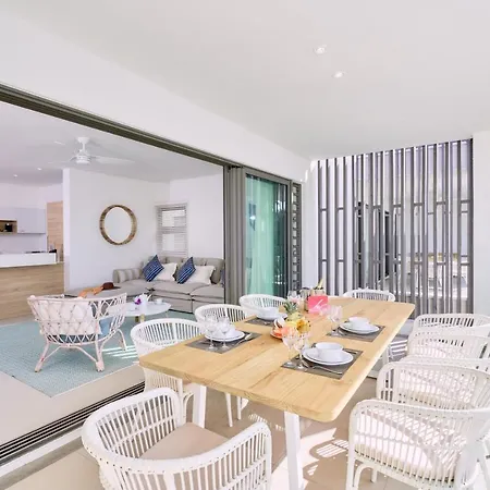 Les Estivales Beachfront Suites & Penthouses With Lov Trou aux Biches Exterior photo