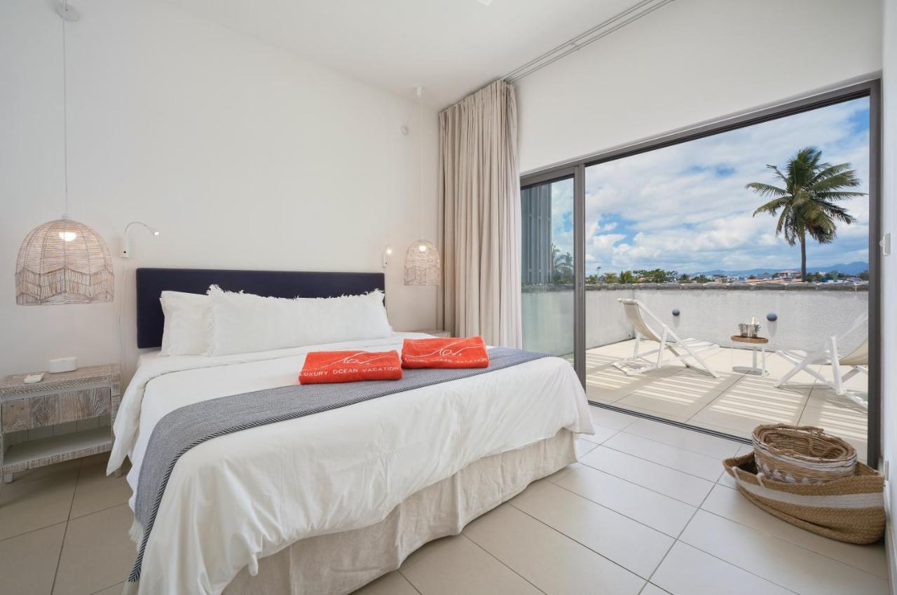 Les Estivales Beachfront & Penthouses With Lov Trou aux Biches