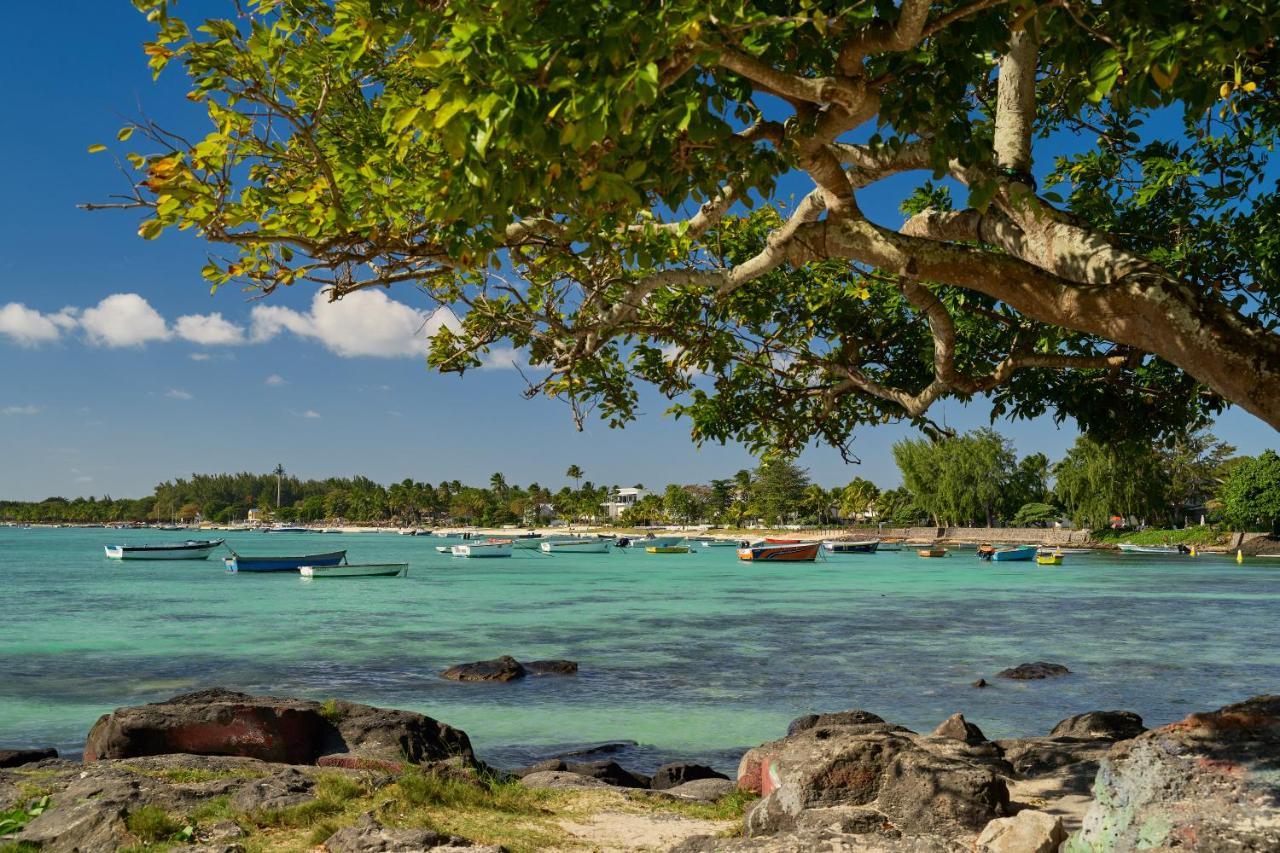 Les Estivales Beachfront & Penthouses With Lov * Trou aux Biches
