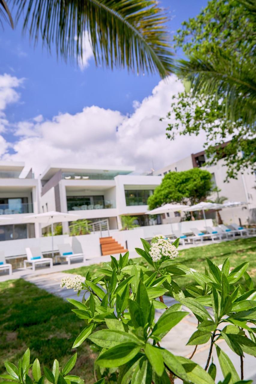 Les Estivales Beachfront & Penthouses With Lov * Trou aux Biches