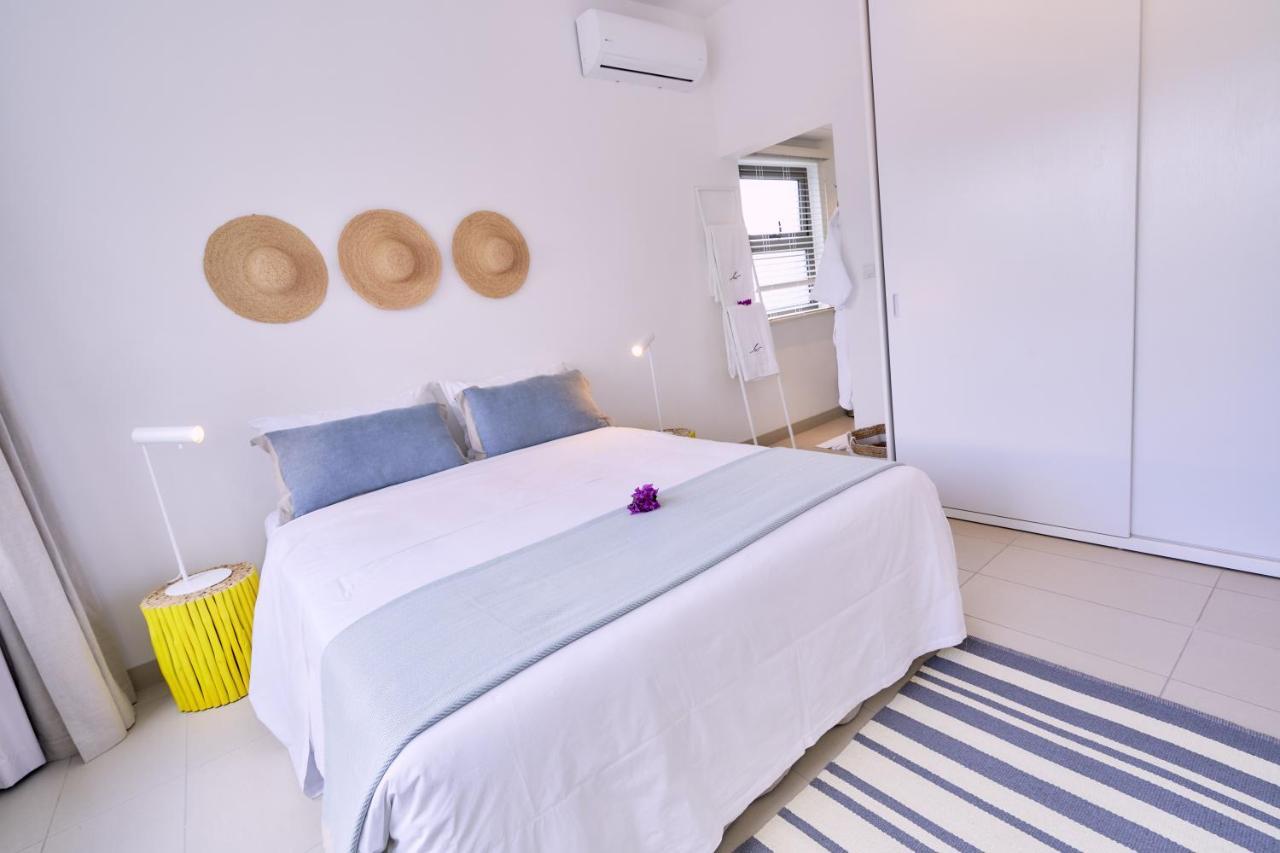 Les Estivales Beachfront & Penthouses With Lov Apartment